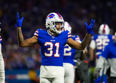 NFL'in Savunma Hattındaki Kritik İsim: Rasul Douglas Kimdir?