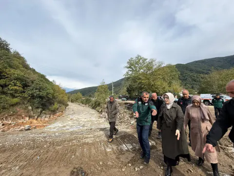 Meliha Akyol sel bölgesini yerinde inceledi: "Devlet tüm imkânlarıyla sahada"