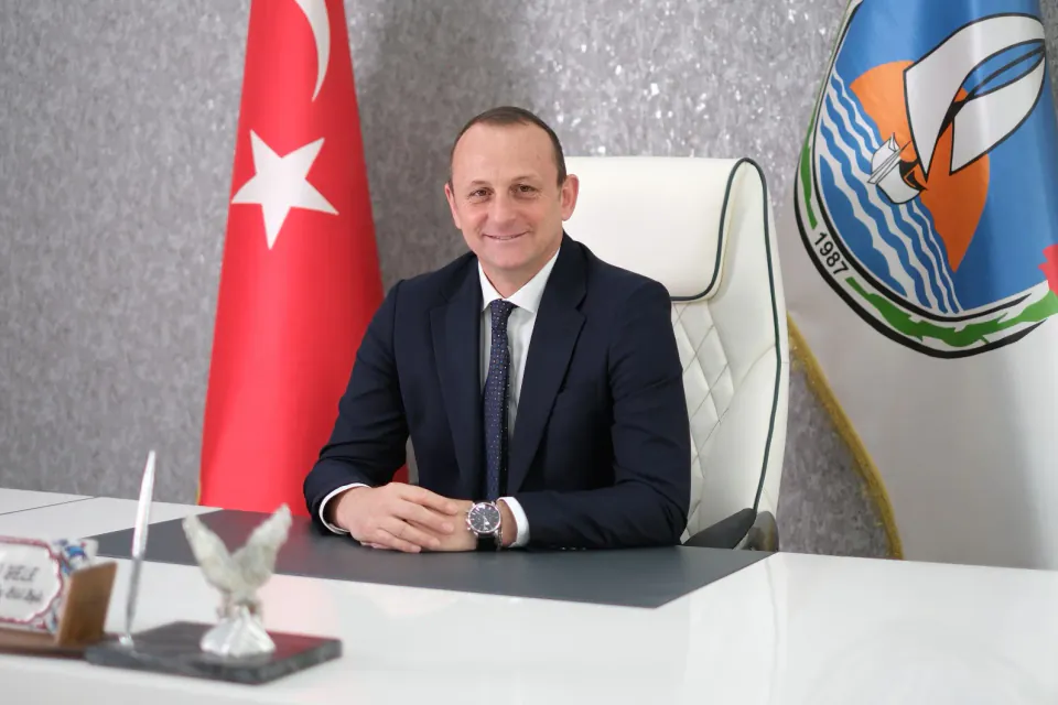 Çiftlikköy Belediyesi'nden Sosyal Destek Hamlesi: Binlerce Vatandaşa Yardım görseli
