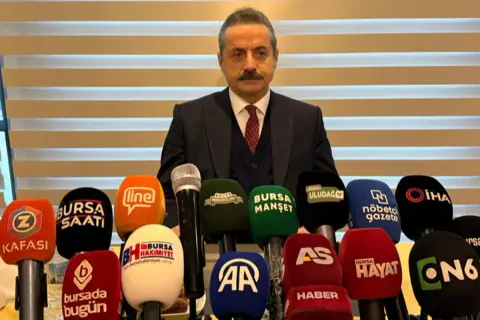 Faruk Çelik iftiralara sert yanıt verdi: 'Arazi rantçılığı yapmadım, sizi fonlayanlar bilir'