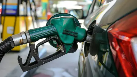 Motorin Fiyatlarına Yeni Zam Geliyor: Akaryakıt Tabelaları Değişiyor