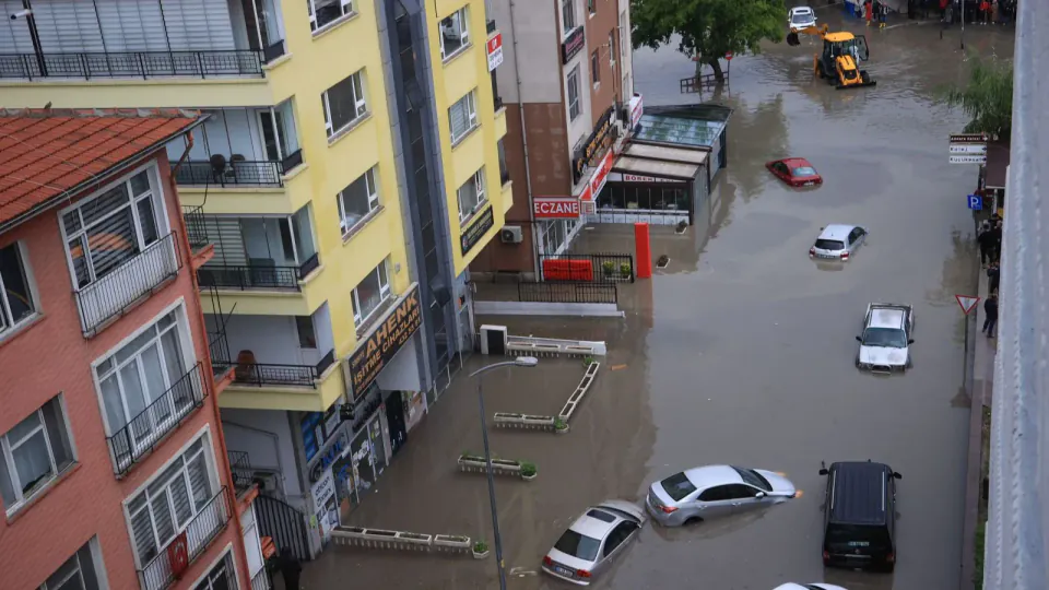 Erdek'te 14 Temmuz Hava Durumu: Tatilcilere Ani Değişim Uyarısı görseli