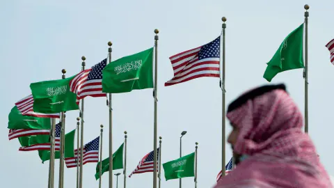 ABD, Suudi Arabistan'a 5,75 Milyar Dolar Savunma Paketi Onayladı