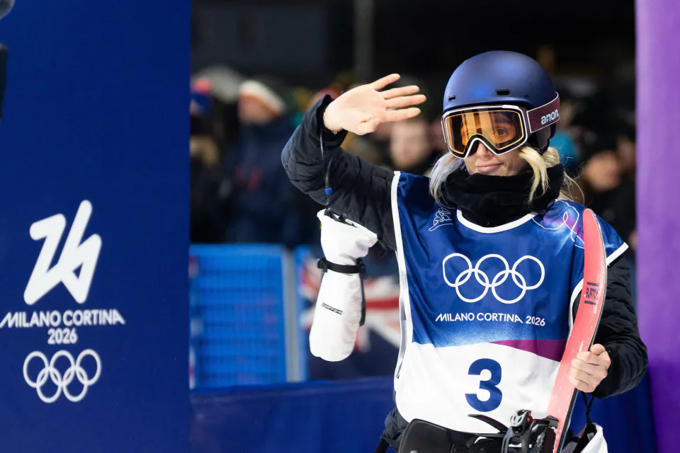 Snowboard Efsanesi Anna Gasser'den Emeklilik Sinyali: 2027 Dünya Şampiyonası Karar Verdirici görseli
