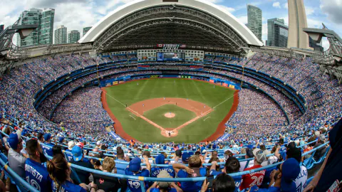 Toronto Blue Jays'den Kanada Günü'nde Gövde Gösterisi: Mets'e Ağır Yenilgi