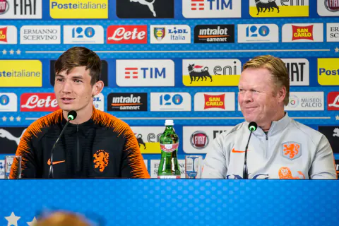 Marten de Roon'dan Koeman'a Dünya Kupası Resti: İstikrar mı, Gençleşme mi?