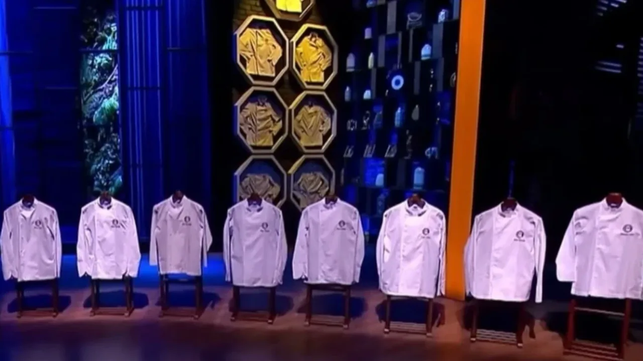 MasterChef Türkiye'de 13. Yarışmacı Belli Oldu: Ana Kadroya Kim Girdi? MasterChef Türkiye'de 13. Yarışmacı Belli Oldu: Ana Kadroya Kim Girdi?