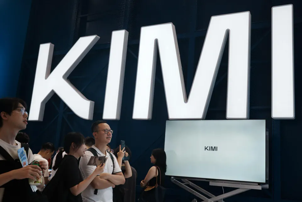 Çinli Yapay Zeka Devinden Hamle: Moonshot AI Kimi K3 Modelini Ücretsiz Açıyor görseli