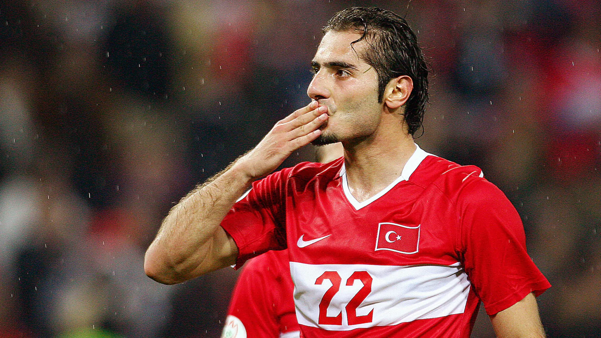 Hamit Altıntop'un Futboldan Yönetime Uzanan Başarı Yolculuğu Hamit Altıntop'un Futboldan Yönetime Uzanan Başarı Yolculuğu