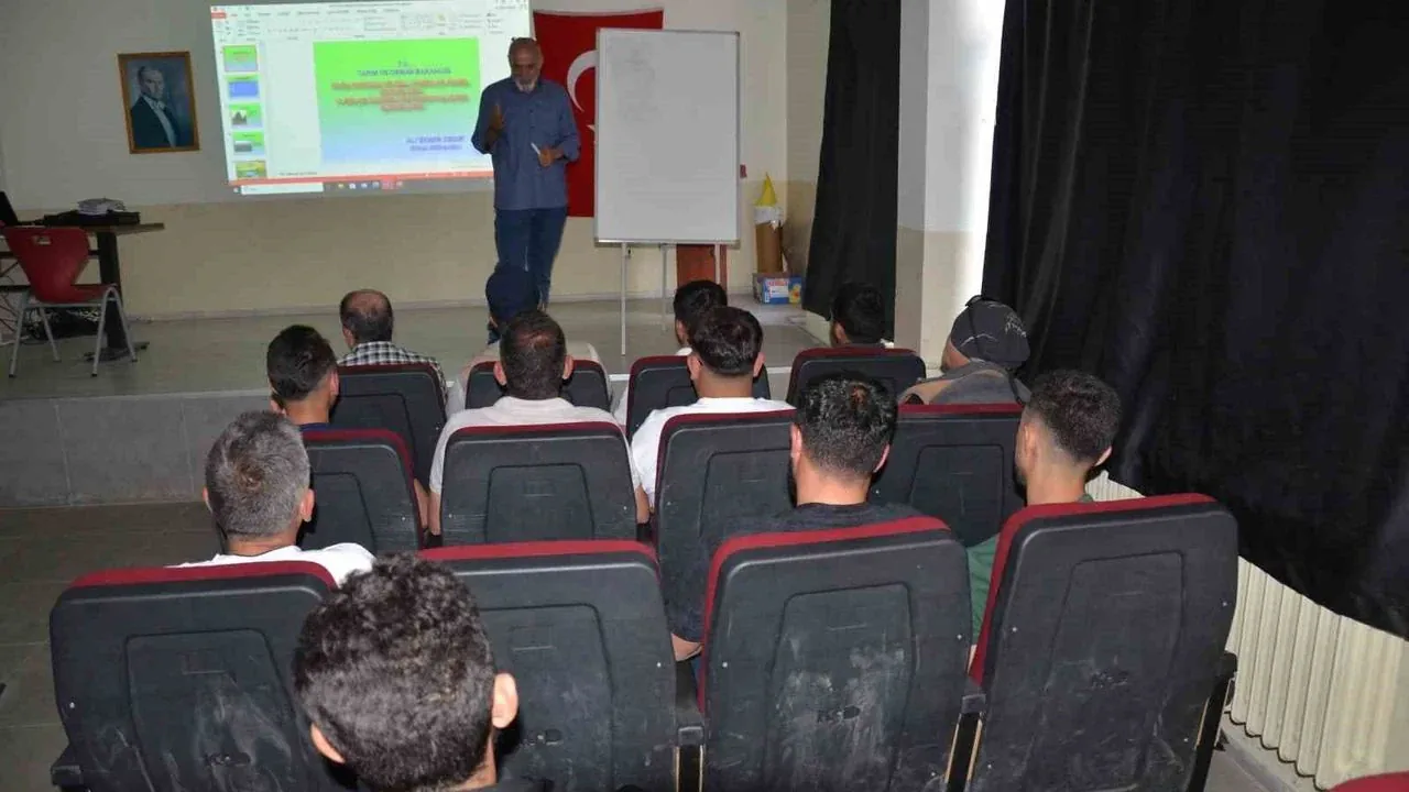 Erzincan Tercan'da Bilinçli Avcılık Dönemi: Eğitim Kursu Başladı Erzincan Tercan'da Bilinçli Avcılık Dönemi: Eğitim Kursu Başladı