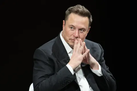 Elon Musk'ten Yazılım Dünyasına Kritik Uyarı: Programlama Mesleği Bitiyor mu?