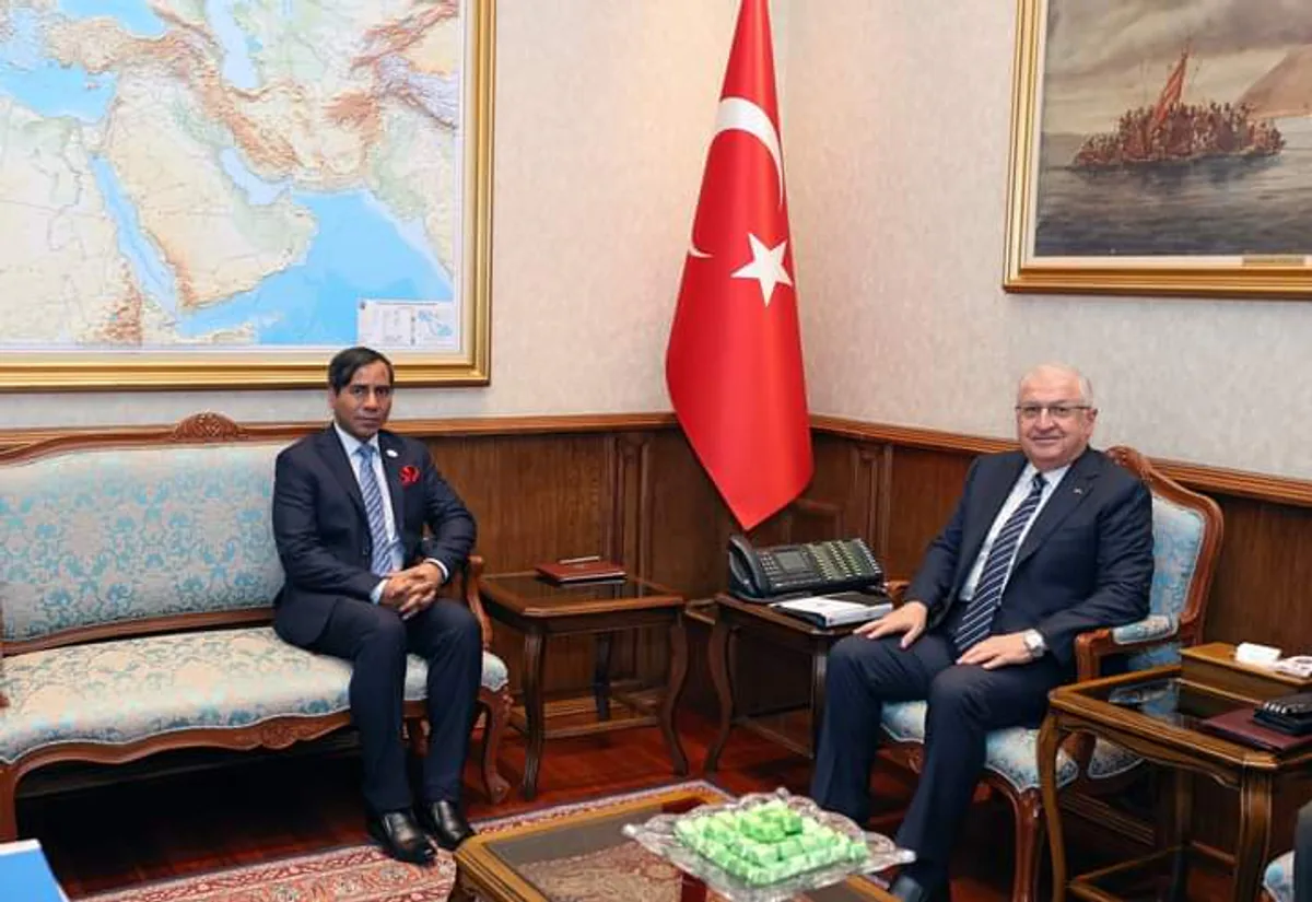 Millî Savunma Bakanı Yaşar Güler, Bangladeş'in Türkiye Büyükelçisi'ni Kabul Etti Millî Savunma Bakanı Yaşar Güler, Bangladeş'in Türkiye Büyükelçisi'ni Kabul Etti