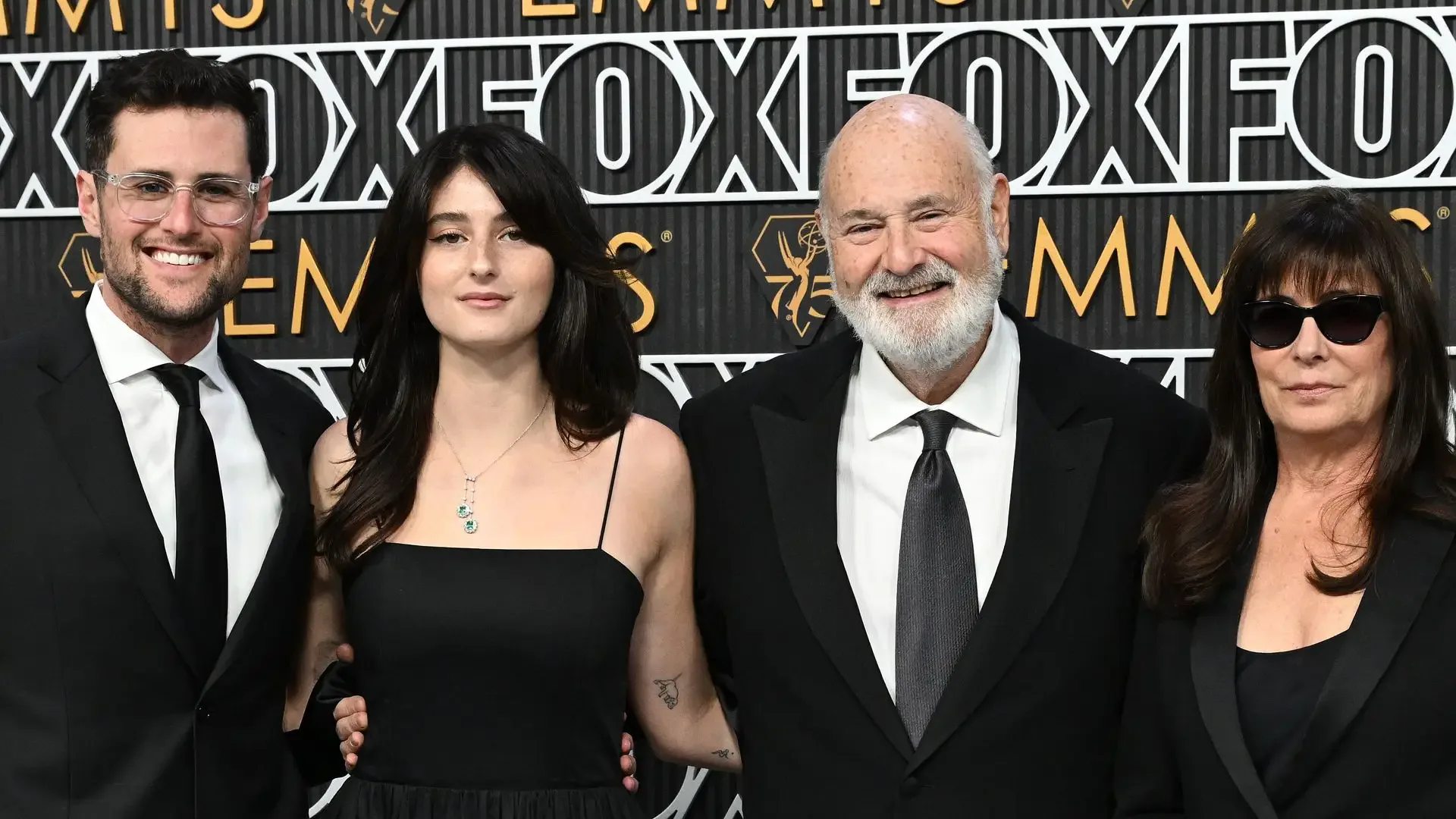 Rob Reiner'ın Oğlu, Ebeveynlerinin Ölümü Sonrası Anılarını Yaşatmanın Yolunu Açıkladı Rob Reiner'ın Oğlu, Ebeveynlerinin Ölümü Sonrası Anılarını Yaşatmanın Yolunu Açıkladı