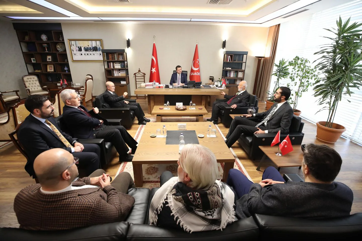 ESAM Genel Başkanı Ertan Yülek, Saadet Partisi Genel Başkanı Mahmut Arıkan'ı Ziyaret Etti ESAM Genel Başkanı Ertan Yülek, Saadet Partisi Genel Başkanı Mahmut Arıkan'ı Ziyaret Etti