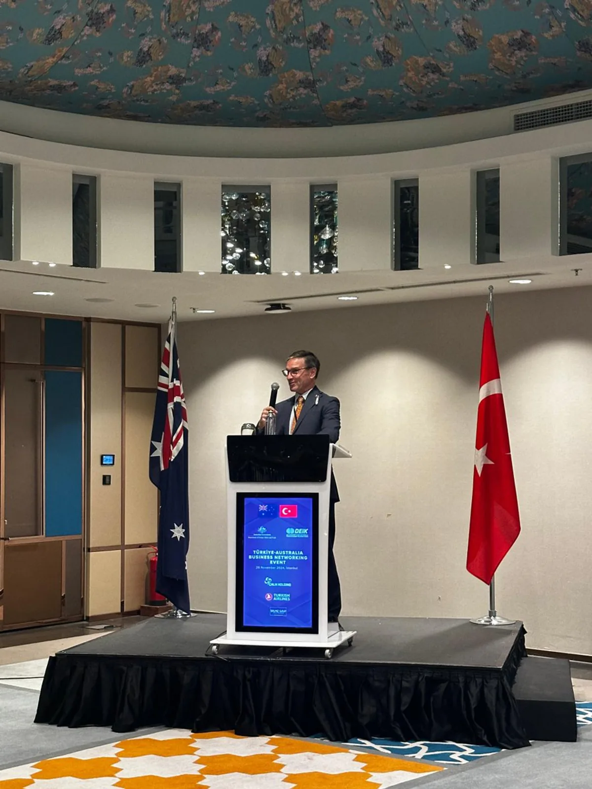 Avustralya ile Türkiye Arasındaki İş İlişkileri Gelişiyor Avustralya ile Türkiye Arasındaki İş İlişkileri Gelişiyor
