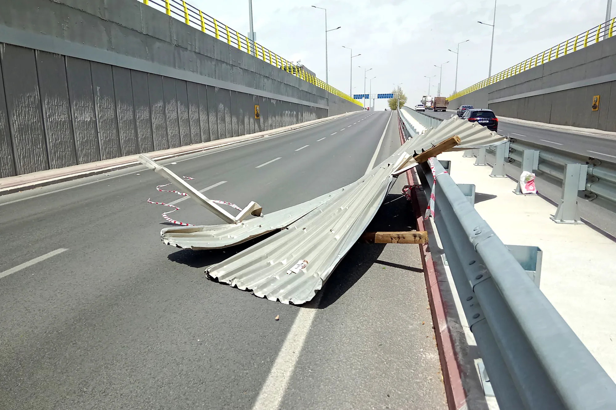 Almanya'da Şiddetli Fırtına Alarmı: Kıyı Bölgelerinde Rüzgar 85 km/s'ye Çıkabilir Almanya'da Şiddetli Fırtına Alarmı: Kıyı Bölgelerinde Rüzgar 85 km/s'ye Çıkabilir