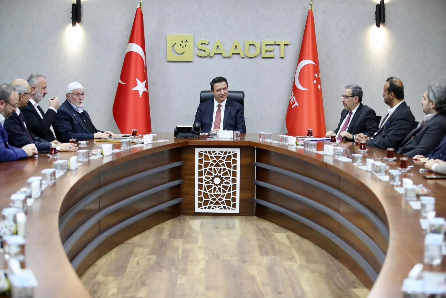 Din Bir Der Genel Başkanı Muhittin Hamdi Yıldırım, Saadet Partisi Genel Başkanı Mahmut Arıkan'ı Ziyaret Etti Din Bir Der Genel Başkanı Muhittin Hamdi Yıldırım, Saadet Partisi Genel Başkanı Mahmut Arıkan'ı Ziyaret Etti