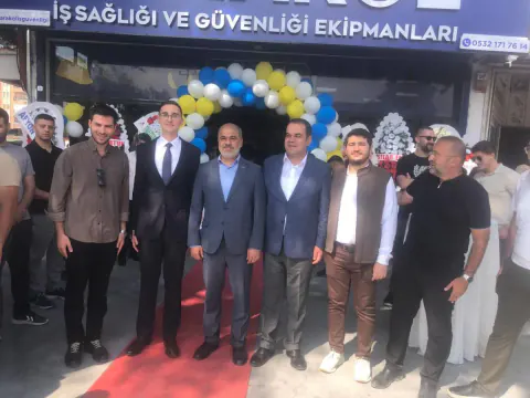Karakol İş Sağlığı ve Güvenliği Afyon'da hizmete girdi: "Her işçinin eve sağlıklı dönme hakkı var" Karakol İş Sağlığı ve Güvenliği Afyon'da hizmete girdi: "Her işçinin eve sağlıklı dönme hakkı var"