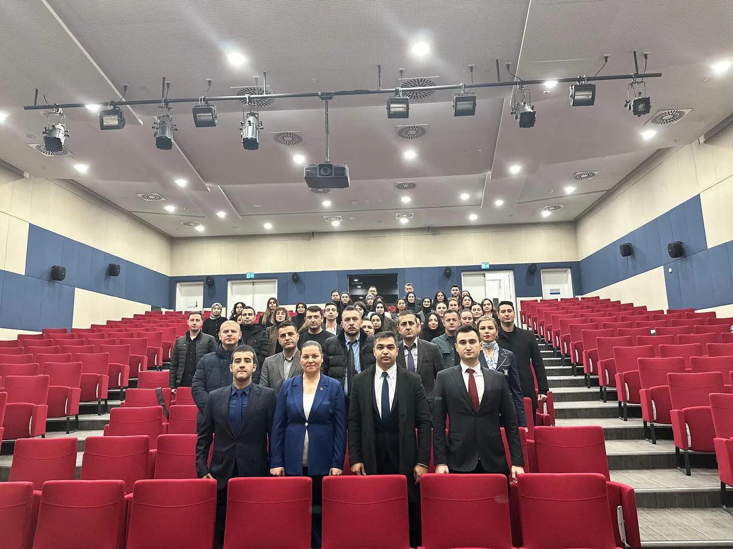 Daire Başkanlığı, Seyahat Belgeleri Sahteciliği Uzmanlık Eğitimi Düzenliyor Daire Başkanlığı, Seyahat Belgeleri Sahteciliği Uzmanlık Eğitimi Düzenliyor