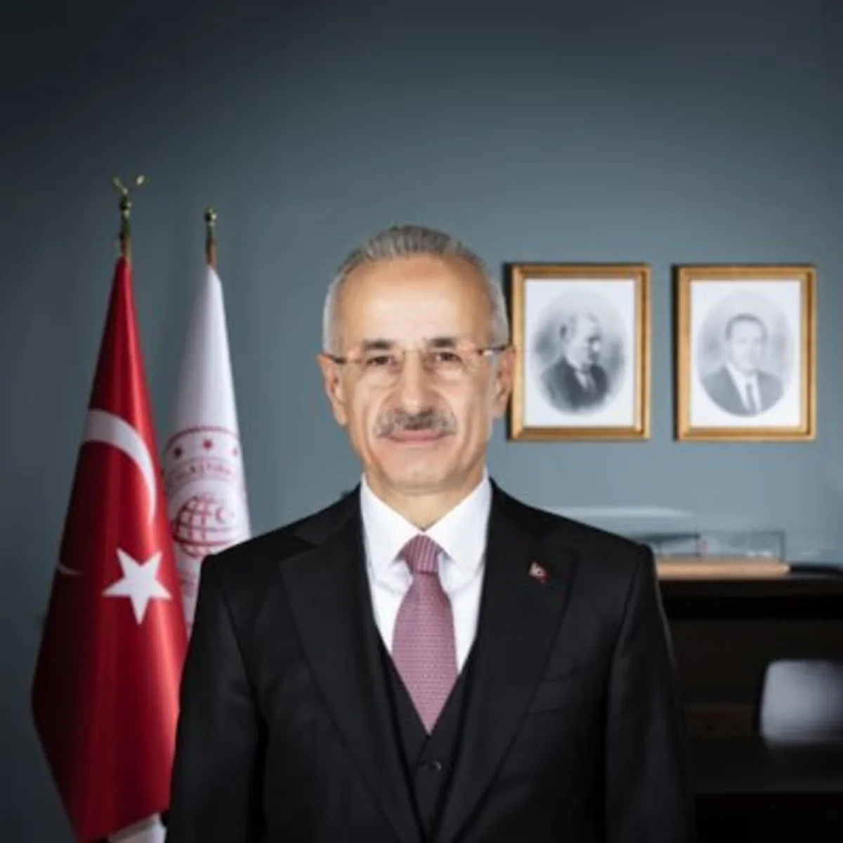 Ulaştırma ve Altyapı Bakanlığı Karayollarında Karla Mücadele Çalışmalarını Sürdürüyor Ulaştırma ve Altyapı Bakanlığı Karayollarında Karla Mücadele Çalışmalarını Sürdürüyor