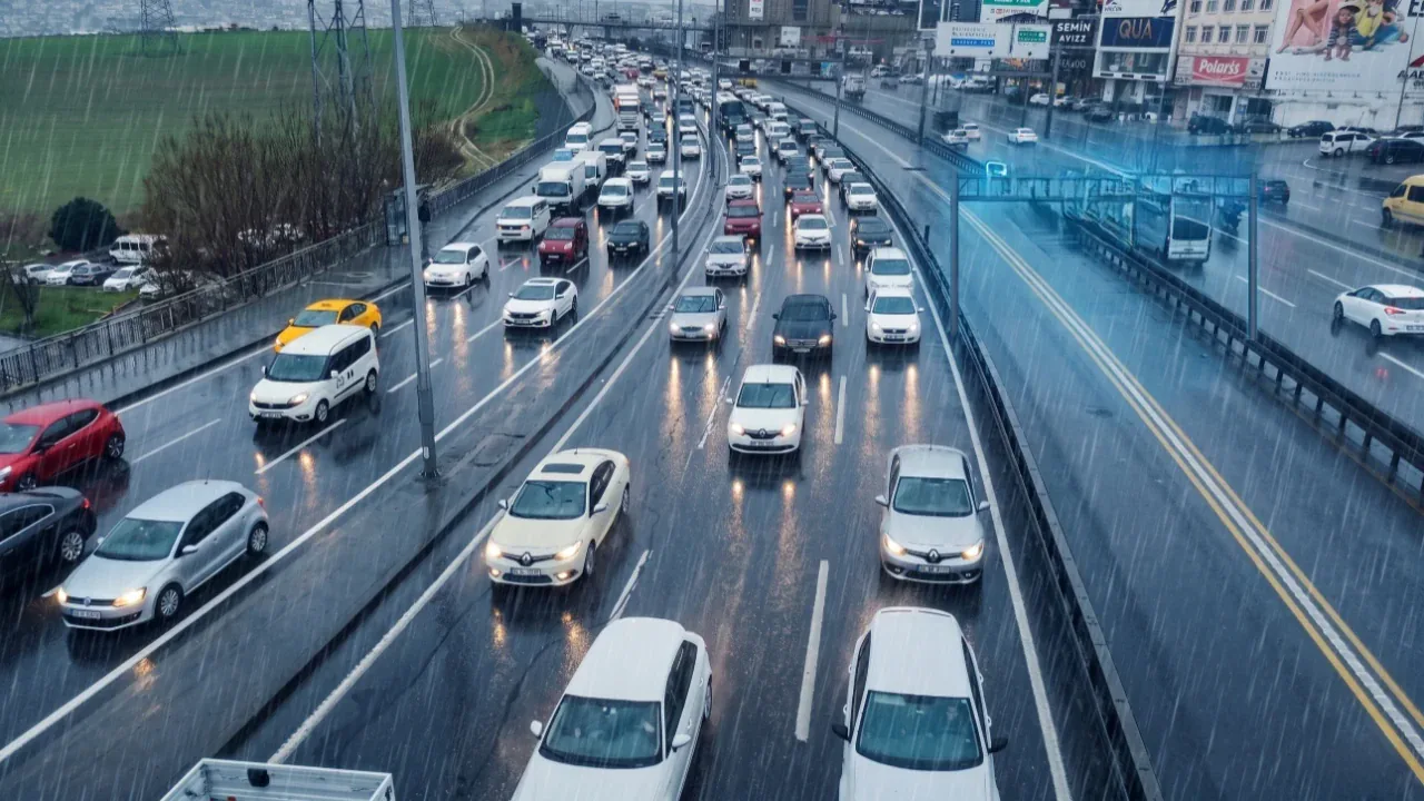 KGM Temmuz 2026 Yol Durumu: Tatil Yoğunluğu ve Ankara'daki Son Durum KGM Temmuz 2026 Yol Durumu: Tatil Yoğunluğu ve Ankara'daki Son Durum
