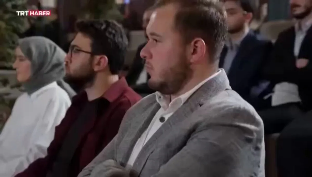 14 Mayıs Seçimlerine Üç Gün Kala Erdoğan: "Sığınmacılara Destek Devam Edecek" 14 Mayıs Seçimlerine Üç Gün Kala Erdoğan: "Sığınmacılara Destek Devam Edecek"