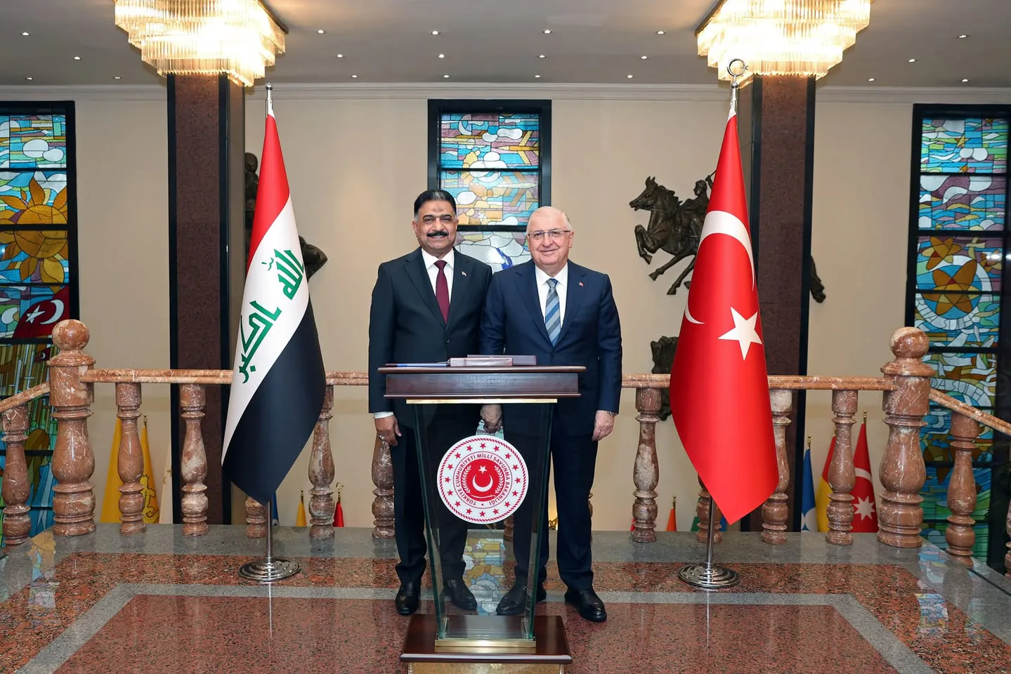 Millî Savunma Bakanı Yaşar Güler, Irak Askerî Sanayileşme Kurumu Başkanı Mustafa Ati Hassan Al Mathkor'u Kabul Etti Millî Savunma Bakanı Yaşar Güler, Irak Askerî Sanayileşme Kurumu Başkanı Mustafa Ati Hassan Al Mathkor'u Kabul Etti