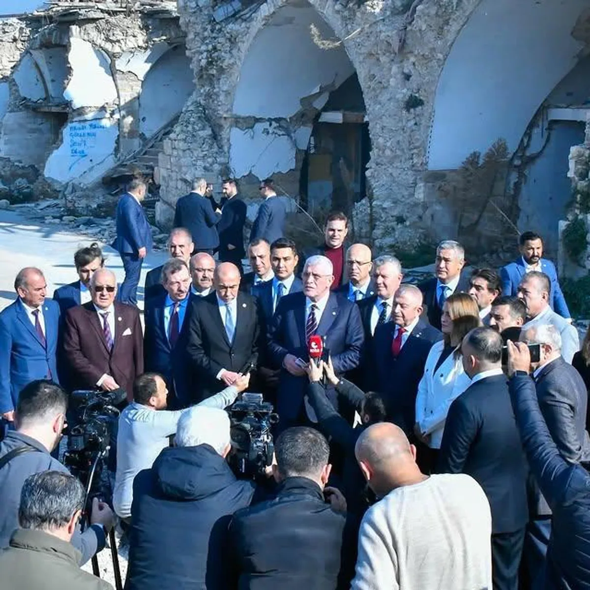 Antakya'da Geçmişe Dönüş: Hatay'ın Sosyal Dokusuna Vurgu Antakya'da Geçmişe Dönüş: Hatay'ın Sosyal Dokusuna Vurgu