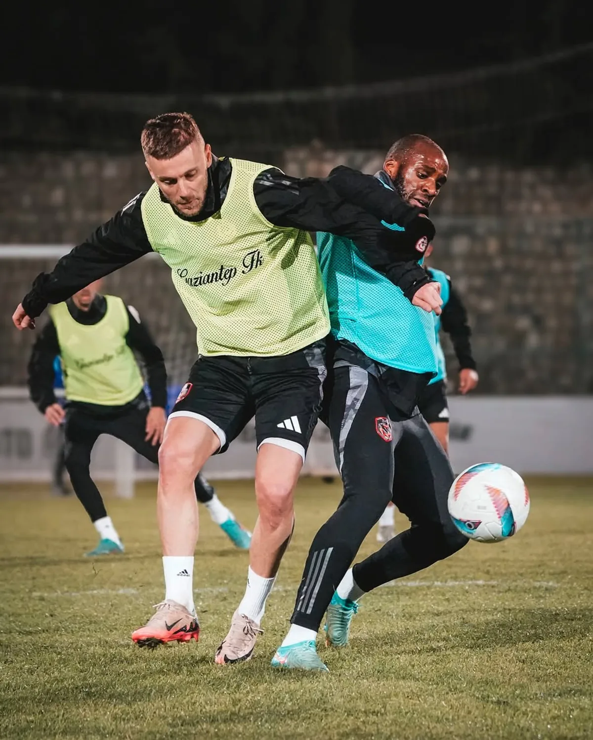 Gaziantep Futbol Kulübü Alanyaspor Maçına Hazırlanıyor Gaziantep Futbol Kulübü Alanyaspor Maçına Hazırlanıyor