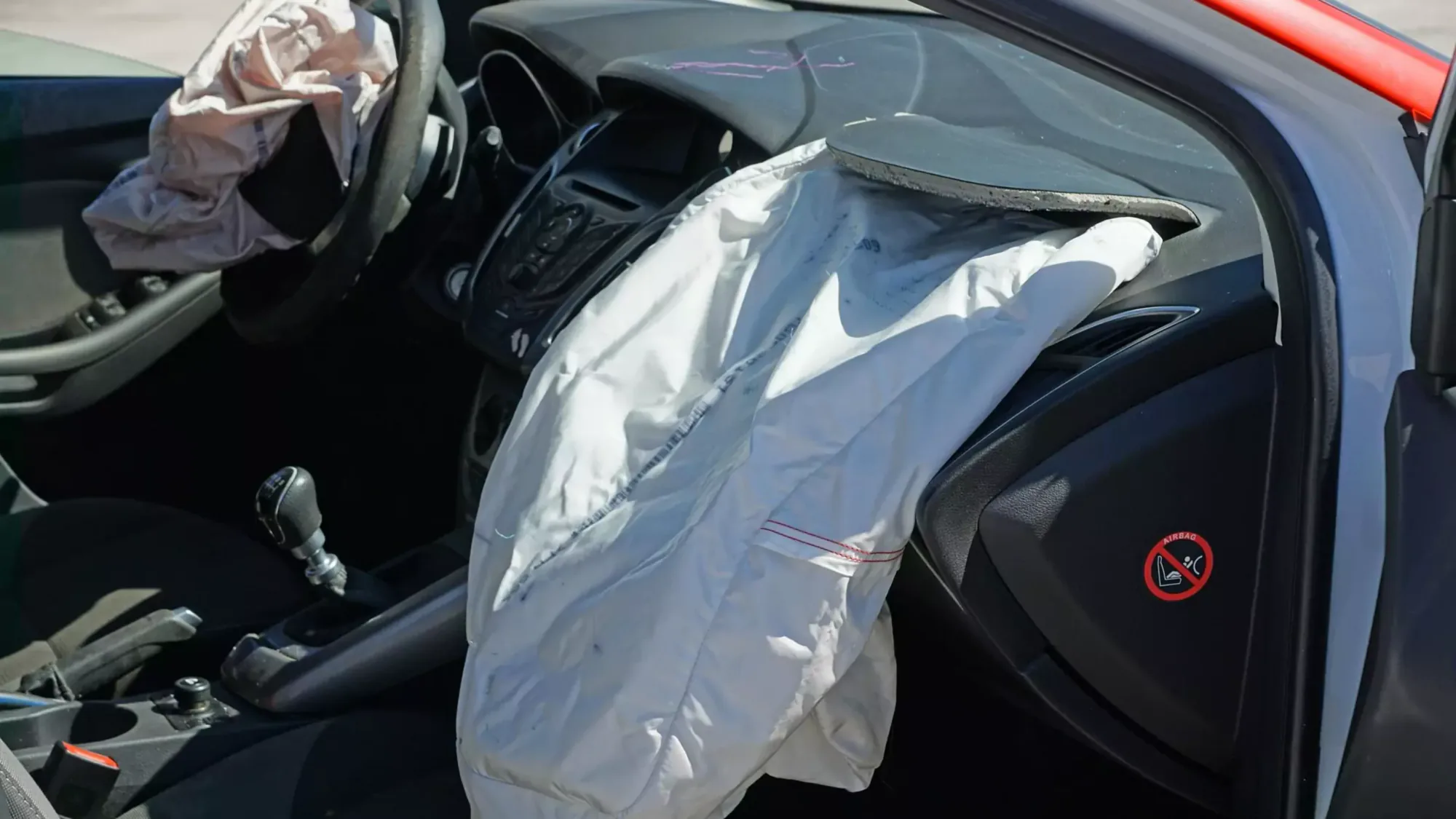 Sürücüler Dikkat: Takata Hava Yastığı Geri Çağırma Operasyonu Devam Ediyor Sürücüler Dikkat: Takata Hava Yastığı Geri Çağırma Operasyonu Devam Ediyor
