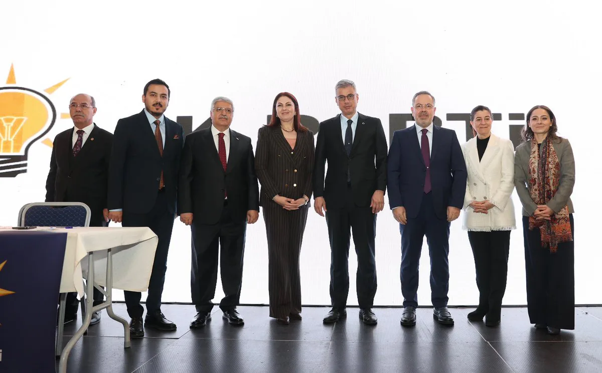 AK Parti'nin Edirne Teşkilatı Kongresi'nde Birlik Mesajları Verildi AK Parti'nin Edirne Teşkilatı Kongresi'nde Birlik Mesajları Verildi