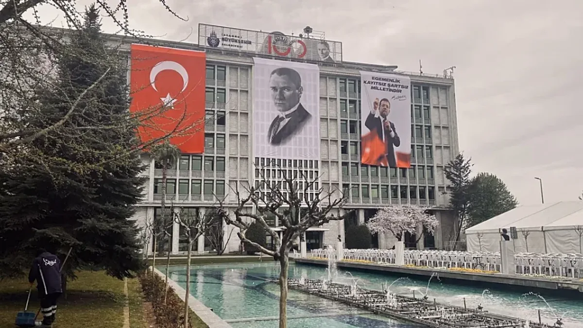 Ekrem Baki Kimdir? AKP'den CHP'ye Geçişi, İBB Operasyonu ve Gözaltı Süreci Ekrem Baki Kimdir? AKP'den CHP'ye Geçişi, İBB Operasyonu ve Gözaltı Süreci