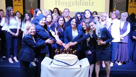 AGİKAD 1. yılını kutladı: Alanya'da kadın girişimciler güç birliğine çağırdı