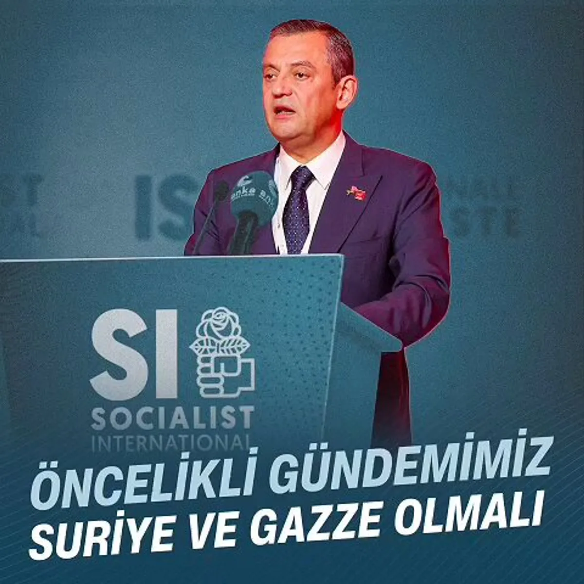 CHP Genel Başkanı Özgür Özel Göç Sorununu Değerlendirdi CHP Genel Başkanı Özgür Özel Göç Sorununu Değerlendirdi