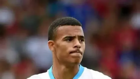 Fenerbahçe'de Transfer Hareketliliği: Mason Greenwood ve İsmail Yüksek