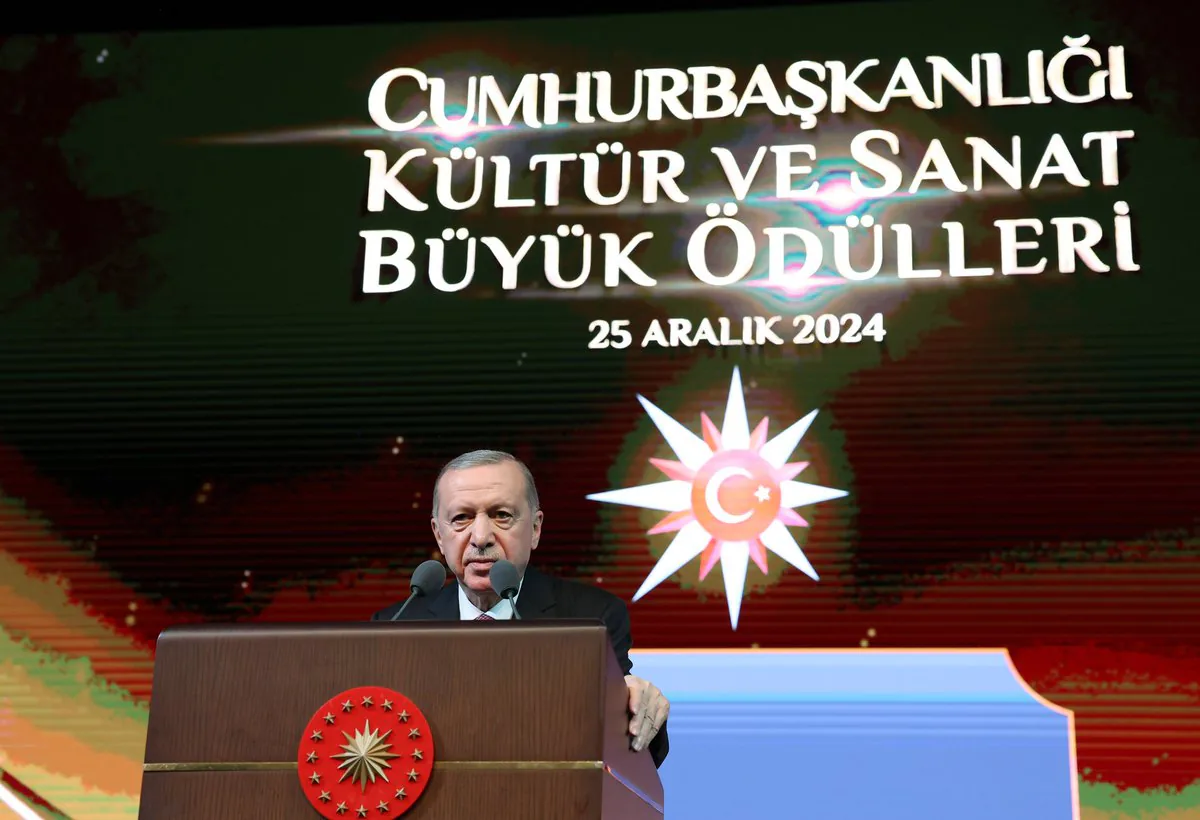 Cumhurbaşkanı Recep Tayyip Erdoğan, Kültüre ve Sanata Destek Verdi Cumhurbaşkanı Recep Tayyip Erdoğan, Kültüre ve Sanata Destek Verdi