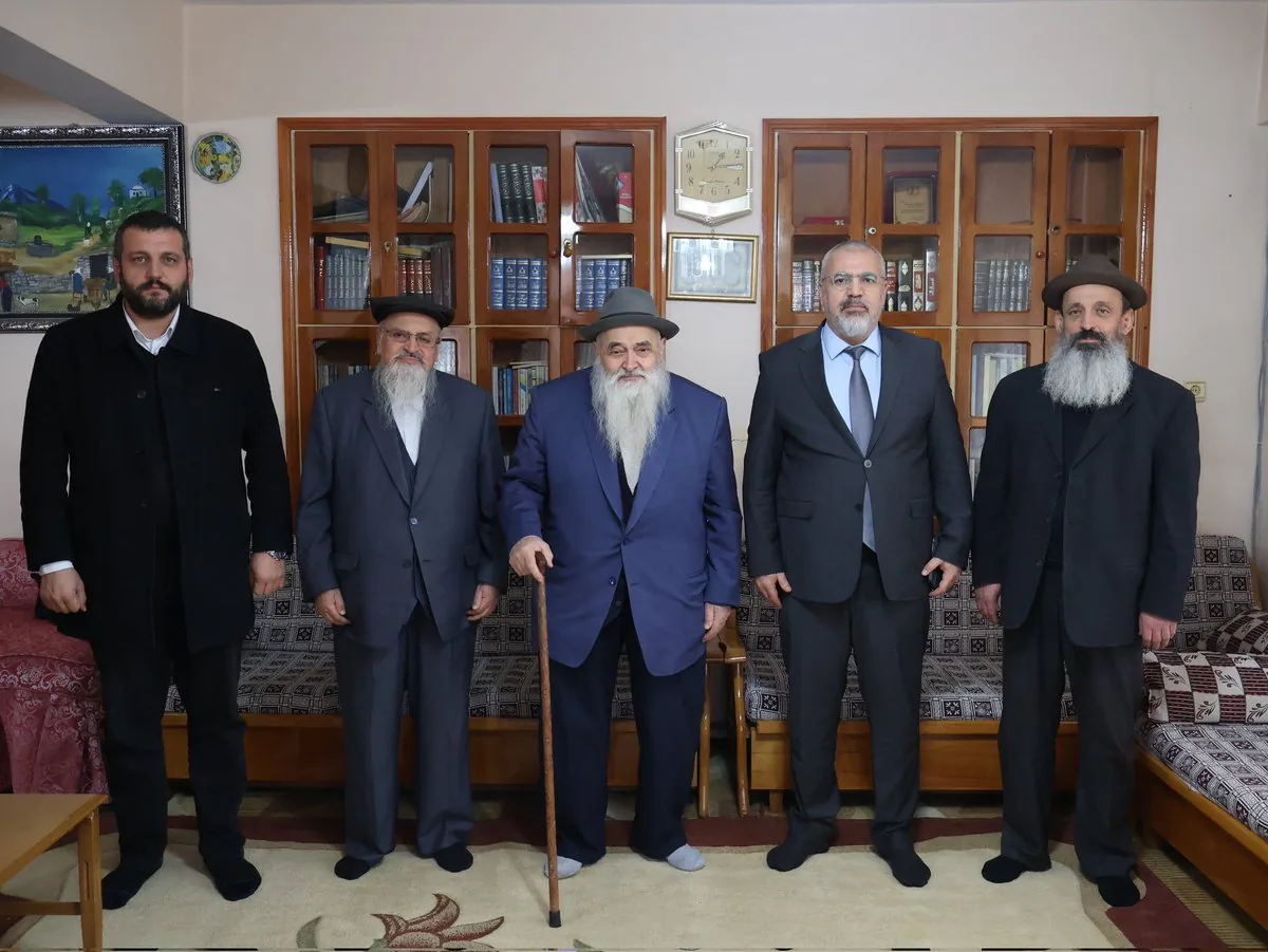 Alevi Bektaşi Kültür ve Cemevi Başkanlığı, Nasreddin Eskiocak'ı ziyaret etti Alevi Bektaşi Kültür ve Cemevi Başkanlığı, Nasreddin Eskiocak'ı ziyaret etti