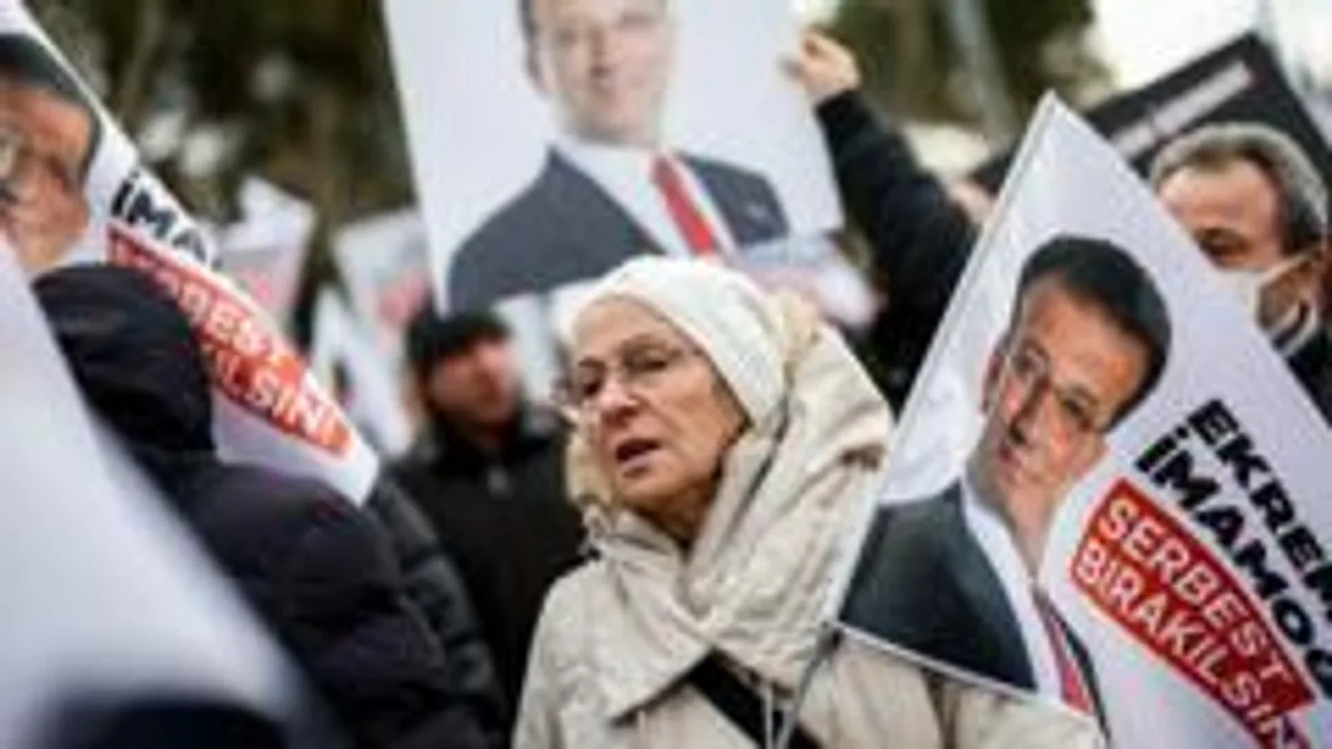 İBB Davasında 63. Gün: Ekrem İmamoğlu Duruşma Salonuna Getirilmedi İBB Davasında 63. Gün: Ekrem İmamoğlu Duruşma Salonuna Getirilmedi