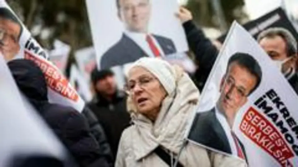 İBB Davasında 63. Gün: Ekrem İmamoğlu Duruşma Salonuna Getirilmedi görseli