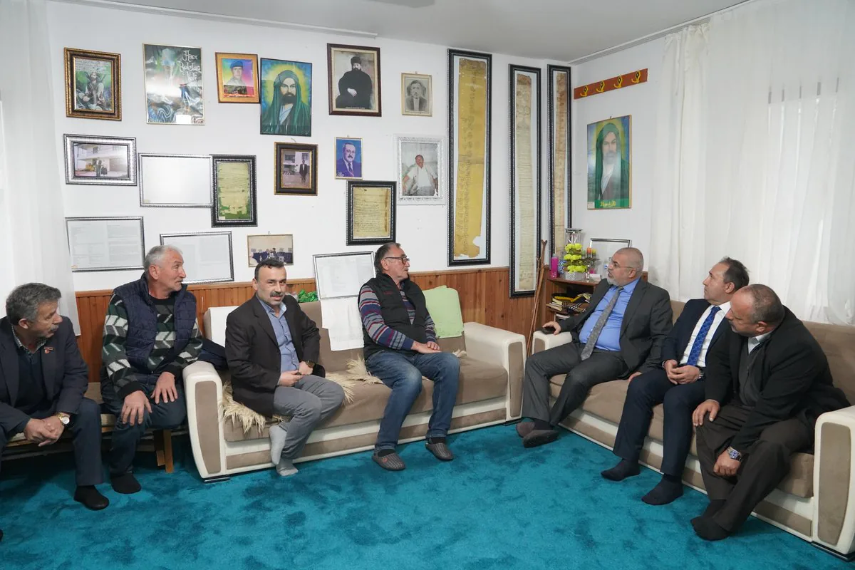 Alevi Bektaşi Kültür ve Cemevi Başkanı Alirıza Özdemir Düzce'de Cemevlerini Ziyaret Etti Alevi Bektaşi Kültür ve Cemevi Başkanı Alirıza Özdemir Düzce'de Cemevlerini Ziyaret Etti
