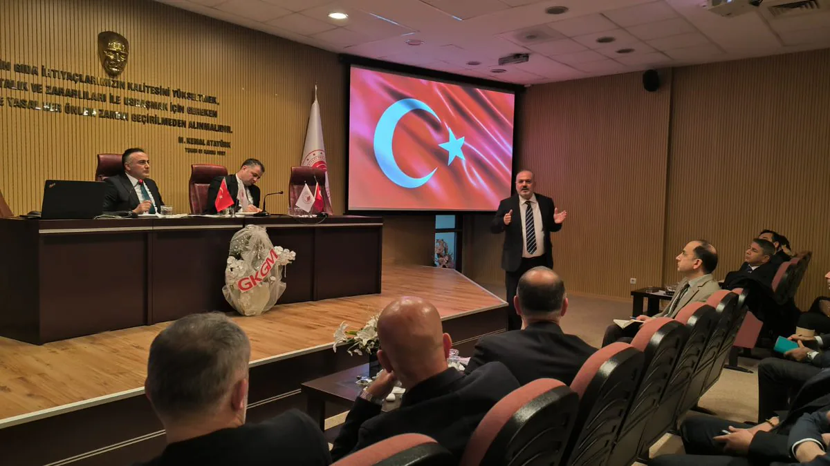 Batı Akdeniz İhracatçılar Birliği Başkanı Ümit Mirza Çavuşoğlu Tarım ve Orman Bakanlığı'nda Fiyat Analizleri Toplantısına Katıldı Batı Akdeniz İhracatçılar Birliği Başkanı Ümit Mirza Çavuşoğlu Tarım ve Orman Bakanlığı'nda Fiyat Analizleri Toplantısına Katıldı