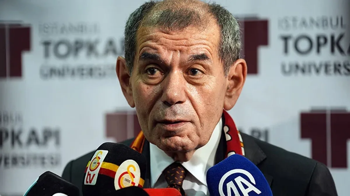 Galatasaray Başkanı Dursun Özbek'ten Transfer ve Riva Projesi Açıklaması Galatasaray Başkanı Dursun Özbek'ten Transfer ve Riva Projesi Açıklaması