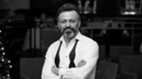 Oyuncu Serhat Mustafa Kılıç evinde ölü bulundu