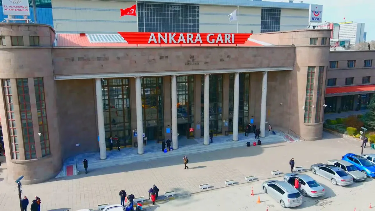 Turistik Doğu Ekspresi ile Türkiye'nin Tarihi ve Kültürel Zenginlikleri Keşfediliyor Turistik Doğu Ekspresi ile Türkiye'nin Tarihi ve Kültürel Zenginlikleri Keşfediliyor