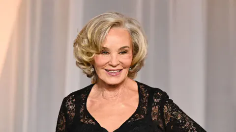Jessica Lange 2026 Academy Museum Gala'da ikona dönüştü: Geceye damgasını vuran isimler ve kırmızı halı detayları