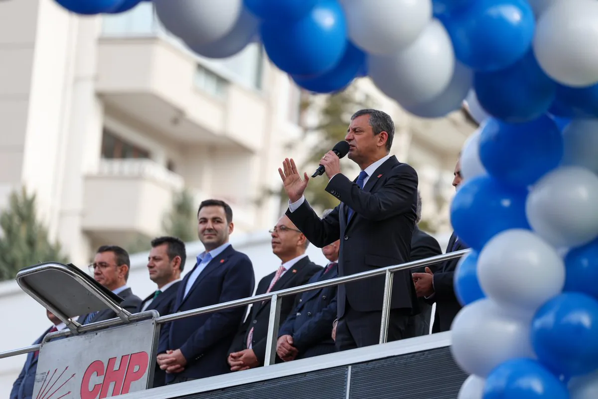 CHP Genel Başkan Yardımcısı Deniz Yücel, Konya'da Vatandaşlarla Buluştu CHP Genel Başkan Yardımcısı Deniz Yücel, Konya'da Vatandaşlarla Buluştu