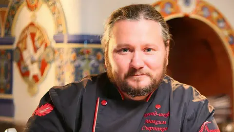 Rusya'nın ünlü şefi ve televizyon sunucusu Maksim Syrnikov hayatını kaybetti