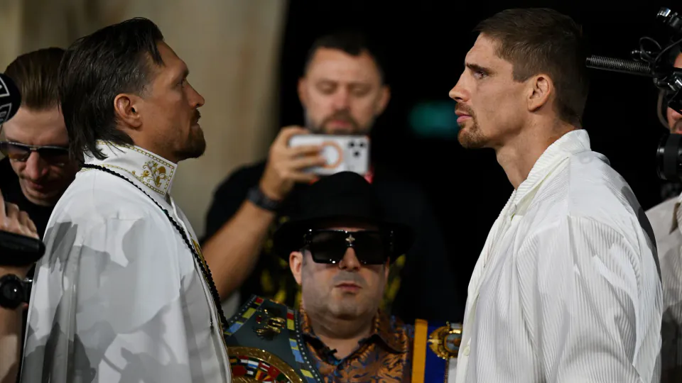 Kick Boks Efsanesi Rico Verhoeven ve Usyk ile Tartışmalı Düello görseli