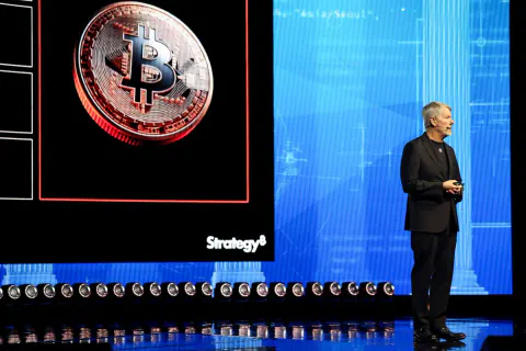 MicroStrategy Bitcoin Alımlarına Yeniden Başladı: Piyasalar Nasıl Etkilenecek?