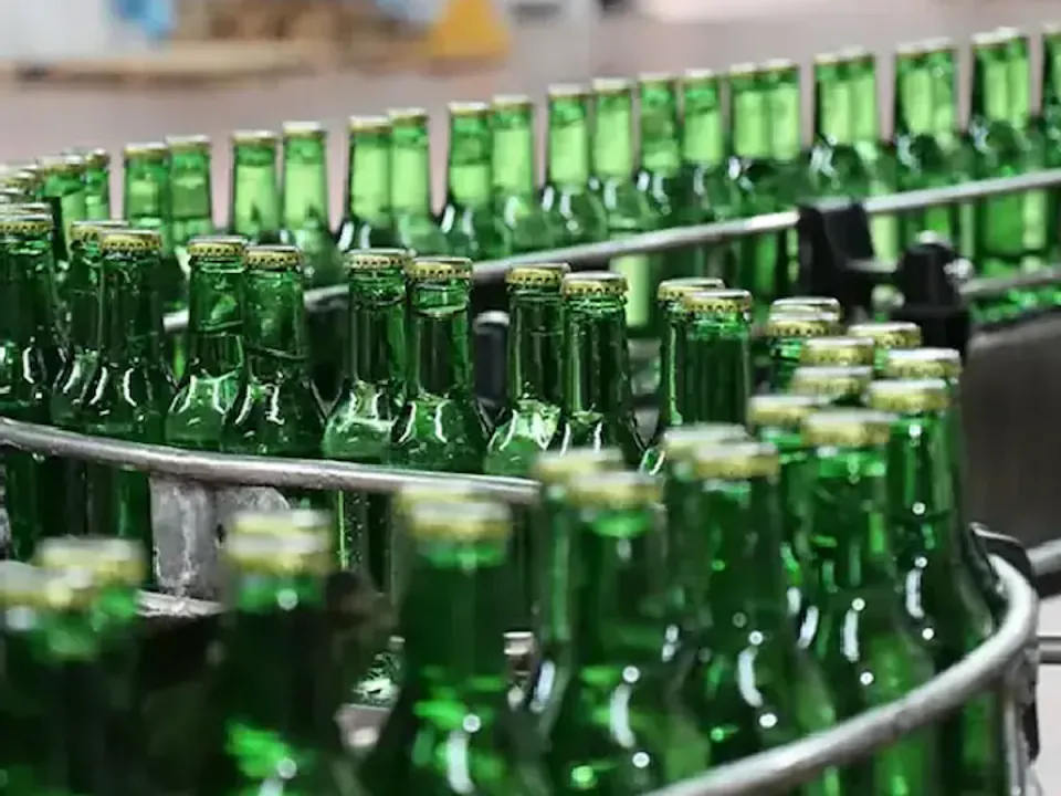 Perrier Skandalı: Senato Raporu 3 Milyar Euro Haksız Kazancı ve Devlet Sessizliğini Ortaya Çıkardı görseli